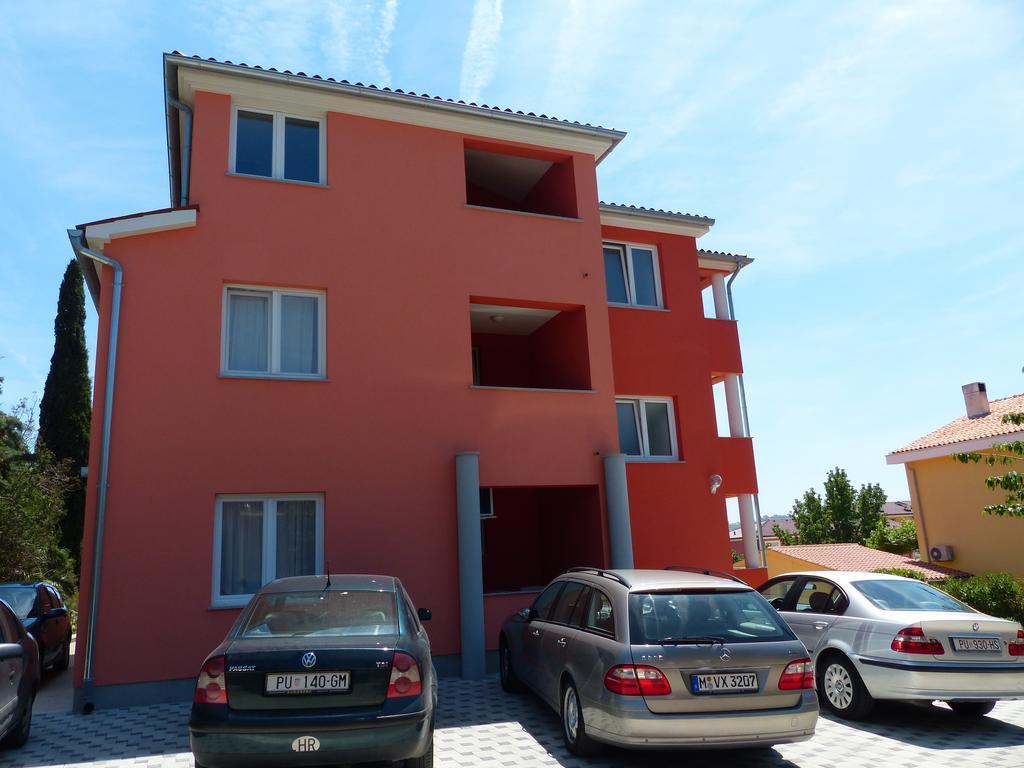 Apartment Luzia Banjole Luaran gambar
